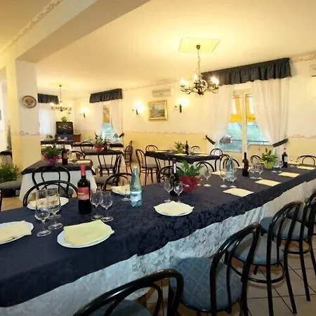 Valle D'agro Pensionat Savoca